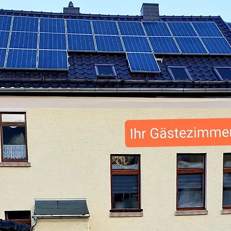 Gastezimmer - Nahe A72 - Ruhige Lage - Parkplatz * Mylau